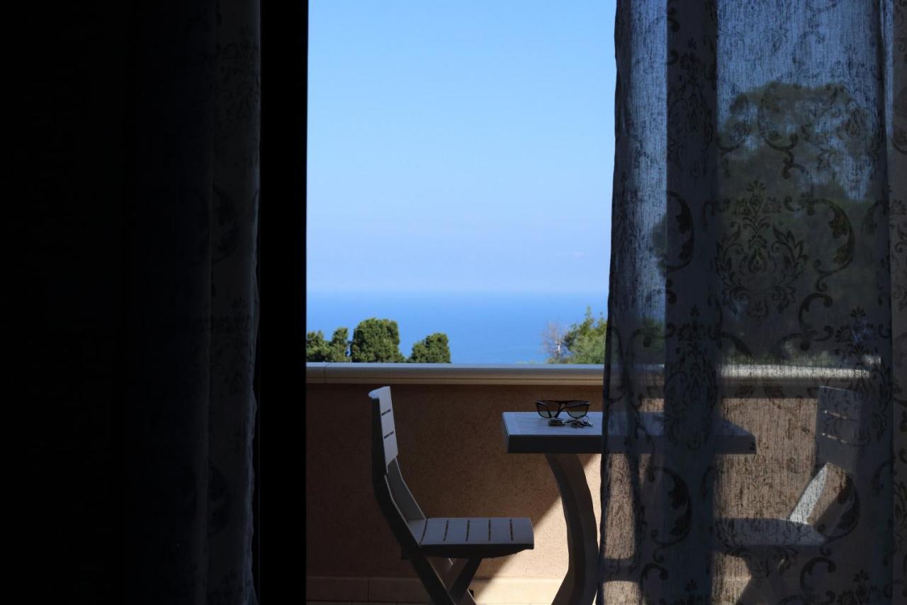 B&B Villa Orchidea Ricadi Extérieur photo